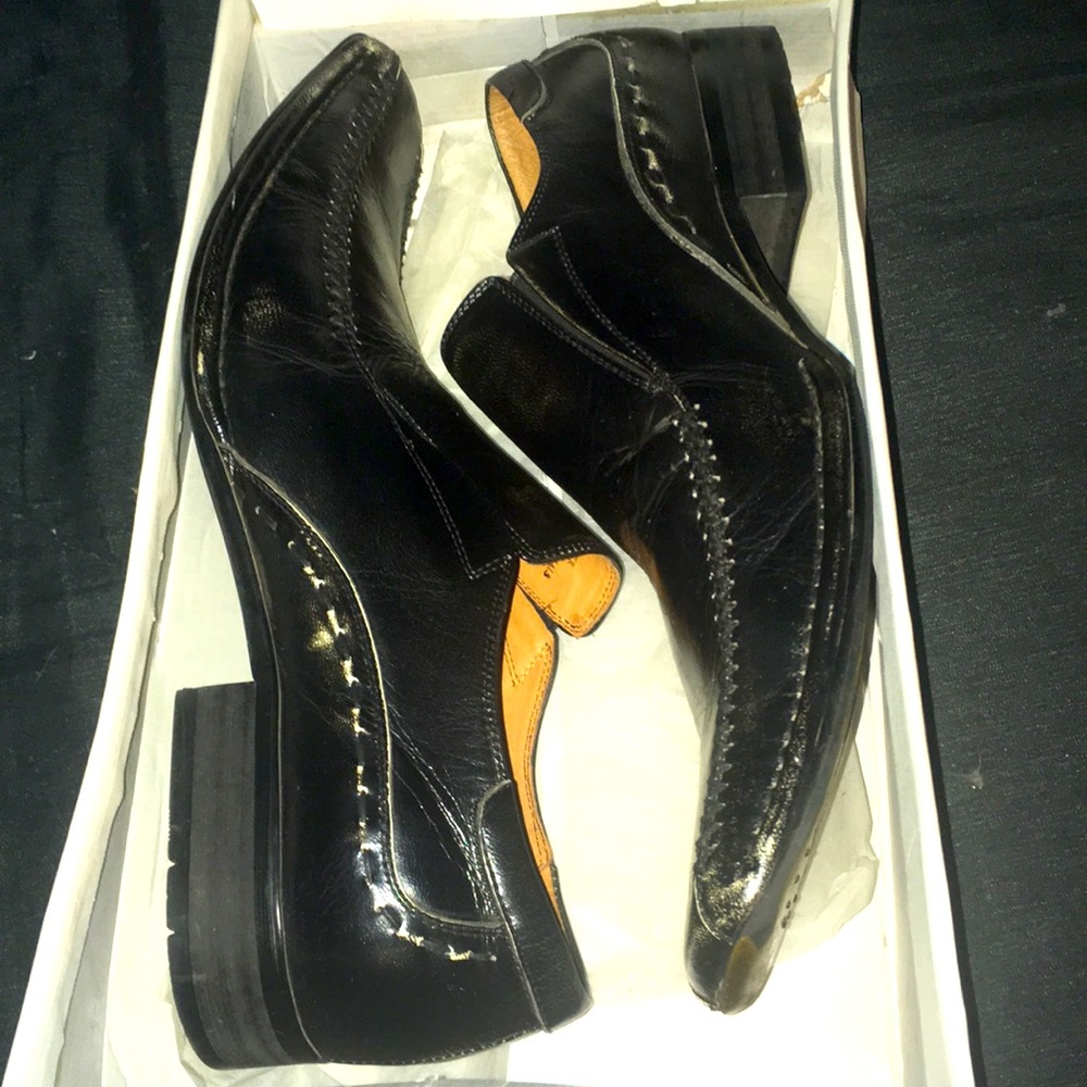 Men’s Steve Madden Stolie Black Distressed Loafers